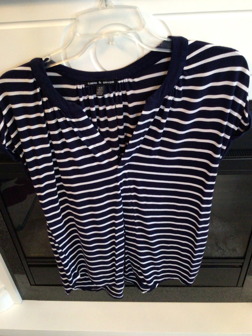 5/$25.00 Cable and gauge women’s nautical short sleeve top size medium